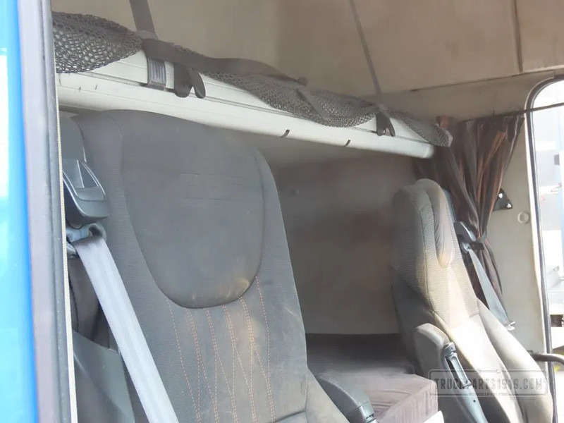 Cab and interior for Truck DAF Body & Chassis Parts Cabine DAF XF Space Cab: picture 7