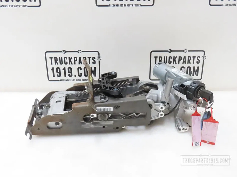 Scania 3040272 Stuurkolom Scania - Steering for Truck: picture 1 Scania 3040272 Stuurkolom Scania - Steering for Truck: picture 1