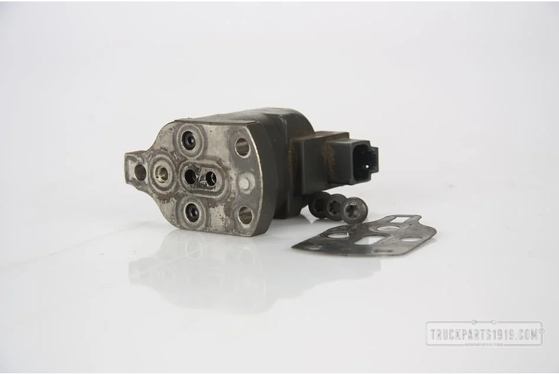 Scania Electrical System Magneetventiel SC-4/R buitenst - Relay for Truck: picture 1 Scania Electrical System Magneetventiel SC-4/R buitenst - Relay for Truck: picture 1