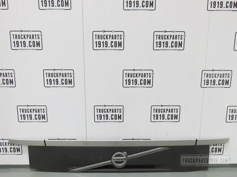 Volvo 84162403 | Grille plaat - Hood for Truck: picture 1 Volvo 84162403 | Grille plaat - Hood for Truck: picture 1