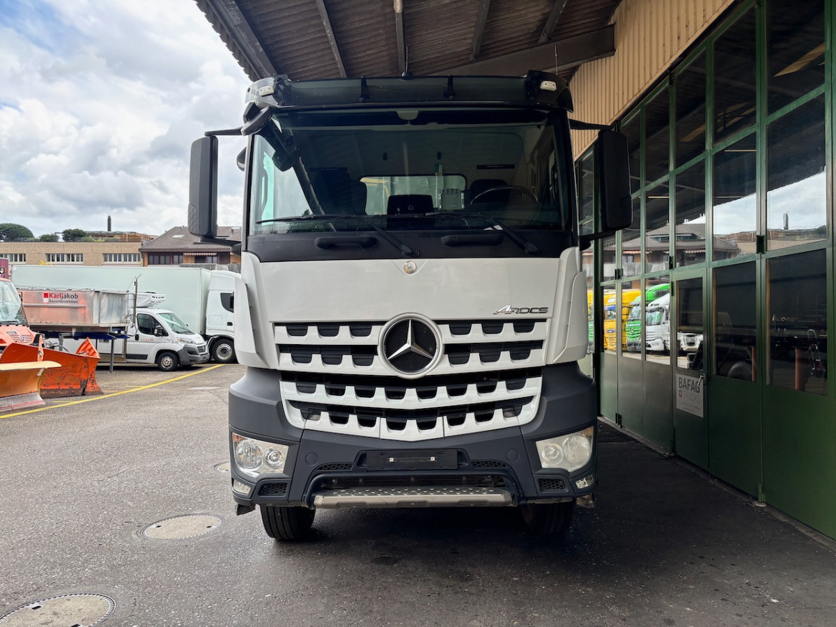 MERCEDES Arocs 3251 - Tipper: picture 3 MERCEDES Arocs 3251 - Tipper: picture 3