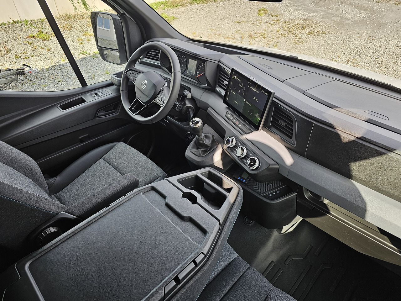 Renault Master 170 Tiefkühlkoffer -18°C 220V - Refrigerated van: picture 4 Renault Master 170 Tiefkühlkoffer -18°C 220V - Refrigerated van: picture 4