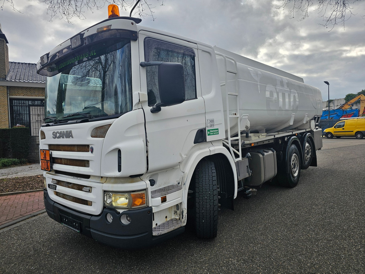 Scania P420 6x2*4 - Tank truck: picture 3 Scania P420 6x2*4 - Tank truck: picture 3