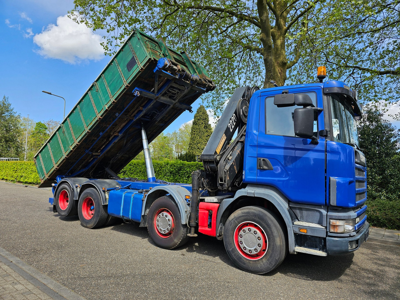 Crane truck Scania R 124G 420 8x2: picture 10