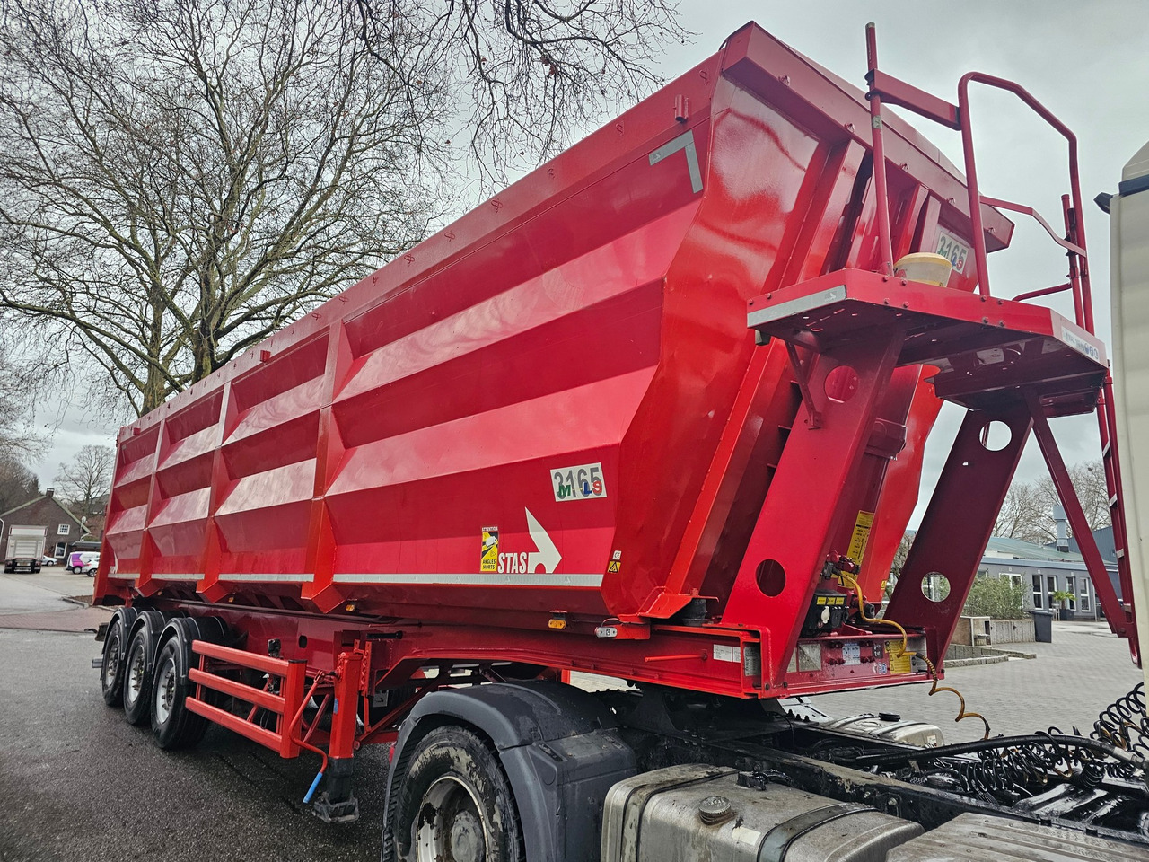 Stas S300CX Scrap Tipper - Tipper semi-trailer: picture 3 Stas S300CX Scrap Tipper - Tipper semi-trailer: picture 3