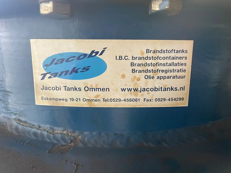 Scania R450 - Fuel tank for Truck: picture 4 Scania R450 - Fuel tank for Truck: picture 4