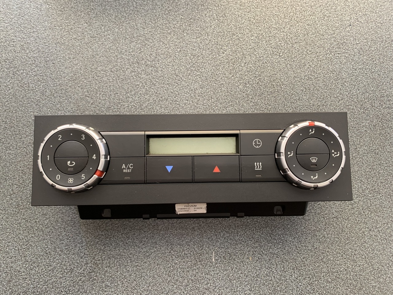 CONTROL UNIT HEATING ACTROS MP4 - Heating/ Ventilation for Truck: picture 1 CONTROL UNIT HEATING ACTROS MP4 - Heating/ Ventilation for Truck: picture 1
