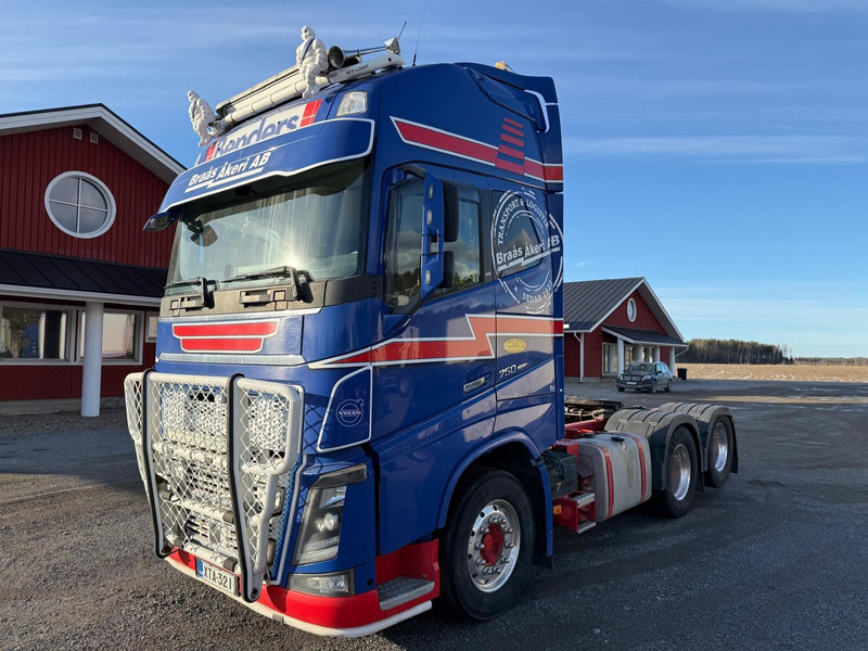 Volvo FH750 - Tractor unit: picture 2 Volvo FH750 - Tractor unit: picture 2