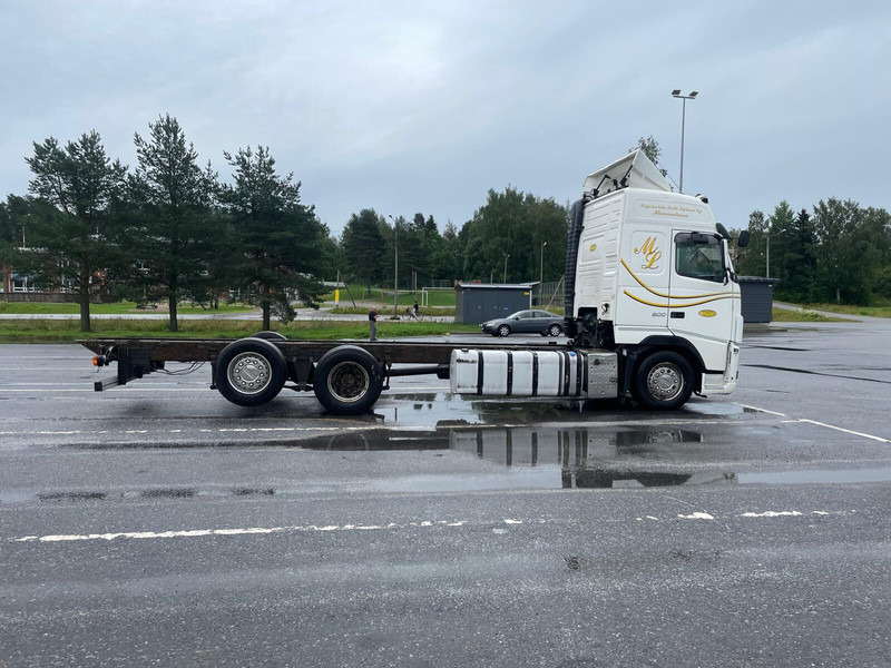 Volvo FH500 6x2 - Cab chassis truck: picture 5 Volvo FH500 6x2 - Cab chassis truck: picture 5