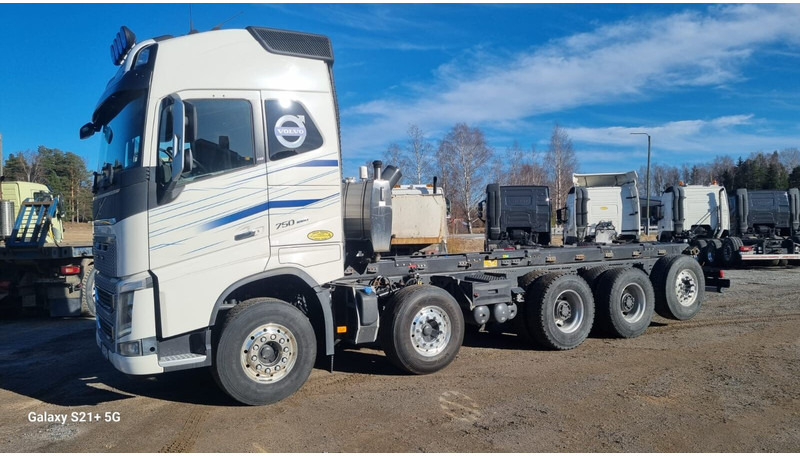 Volvo FH750 New engine and gearbox - Cab chassis truck: picture 1 Volvo FH750 New engine and gearbox - Cab chassis truck: picture 1