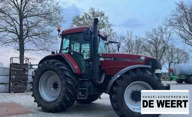 Case-IH mx135 , mx 135 - Farm tractor: picture 3 Case-IH mx135 , mx 135 - Farm tractor: picture 3