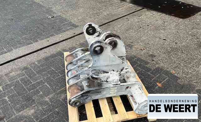 Matt Nielen snelwissel , set met bak en palletvorken - Quick coupler: picture 2 Matt Nielen snelwissel , set met bak en palletvorken - Quick coupler: picture 2