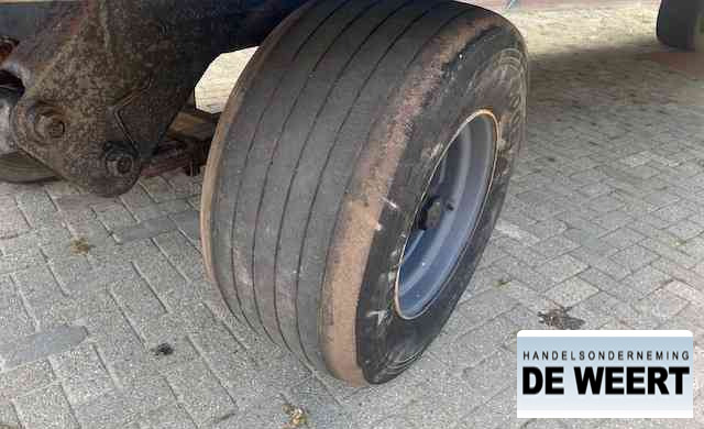 Balenwagen , landbouw wagen - Farm platform trailer: picture 3 Balenwagen , landbouw wagen - Farm platform trailer: picture 3