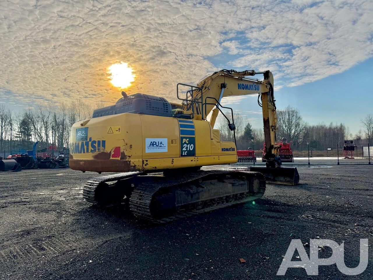 KOMATSU PC210LC-11 - Crawler excavator: picture 5 KOMATSU PC210LC-11 - Crawler excavator: picture 5