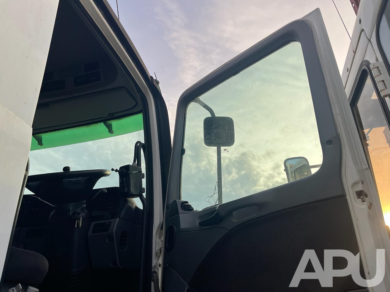 Mercedes-Benz Actros 2531L - Road sweeper: picture 3 Mercedes-Benz Actros 2531L - Road sweeper: picture 3