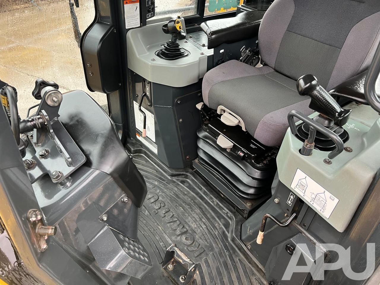 Spycharka KOMATSU D51PXi-24 - Bulldozer: picture 5 Spycharka KOMATSU D51PXi-24 - Bulldozer: picture 5