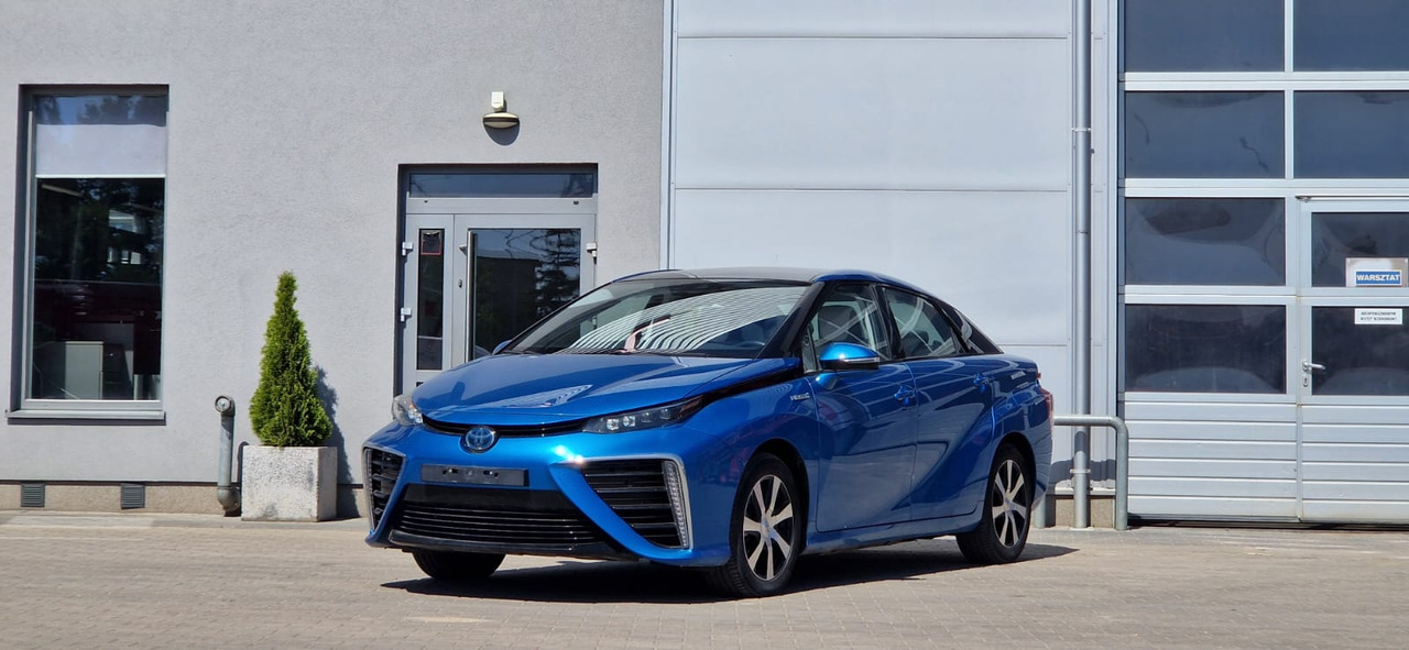 Toyota Mirai - Sedan: picture 1 Toyota Mirai - Sedan: picture 1