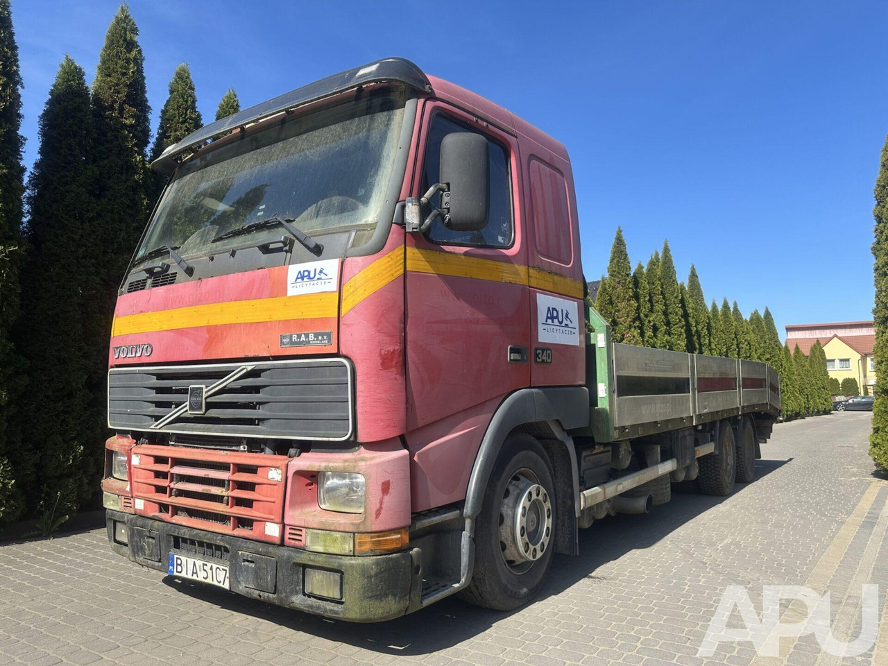 Volvo FH12 340 LAWETA - Tow truck: picture 1 Volvo FH12 340 LAWETA - Tow truck: picture 1