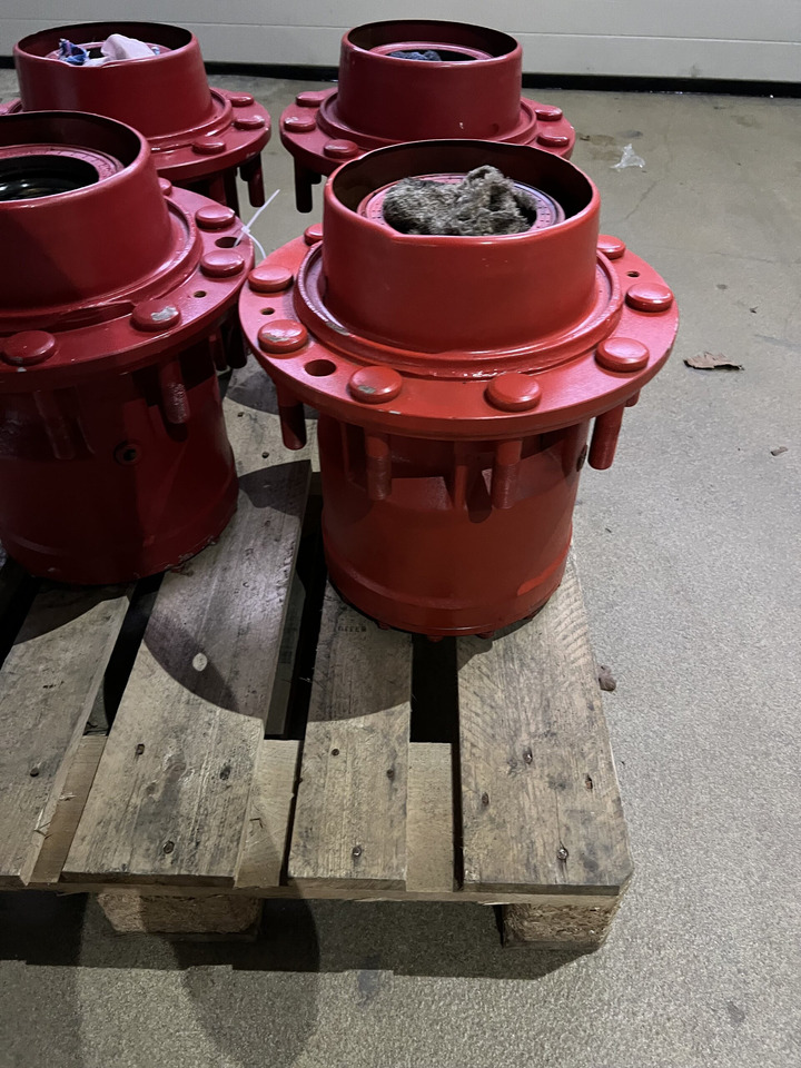 DAF NAAF Gebruikt 000123 1348434 - Wheel hub for Truck: picture 3 DAF NAAF Gebruikt 000123 1348434 - Wheel hub for Truck: picture 3