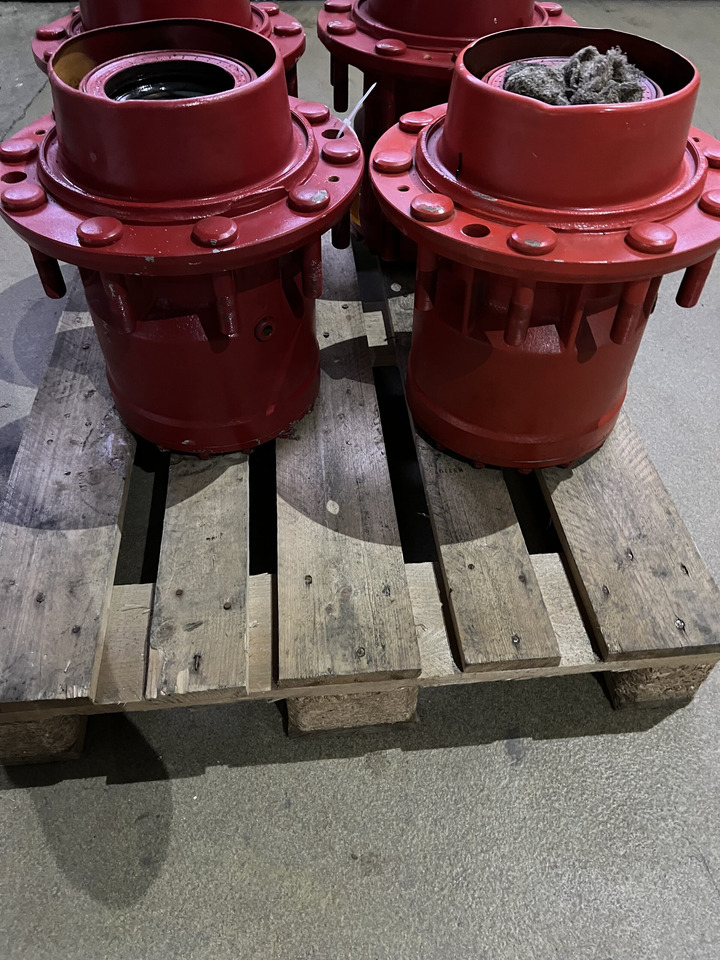 DAF NAAF Gebruikt 000123 1348434 - Wheel hub for Truck: picture 2 DAF NAAF Gebruikt 000123 1348434 - Wheel hub for Truck: picture 2