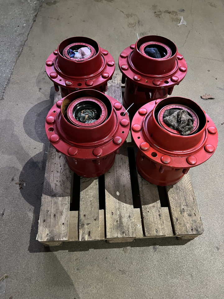 DAF NAAF Gebruikt 000123 1348434 - Wheel hub for Truck: picture 1 DAF NAAF Gebruikt 000123 1348434 - Wheel hub for Truck: picture 1