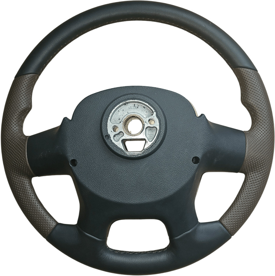 DAF XG STUURWIEL | GEBRUIKT +BORG | 2327993U - Steering wheel for Truck: picture 2 DAF XG STUURWIEL | GEBRUIKT +BORG | 2327993U - Steering wheel for Truck: picture 2