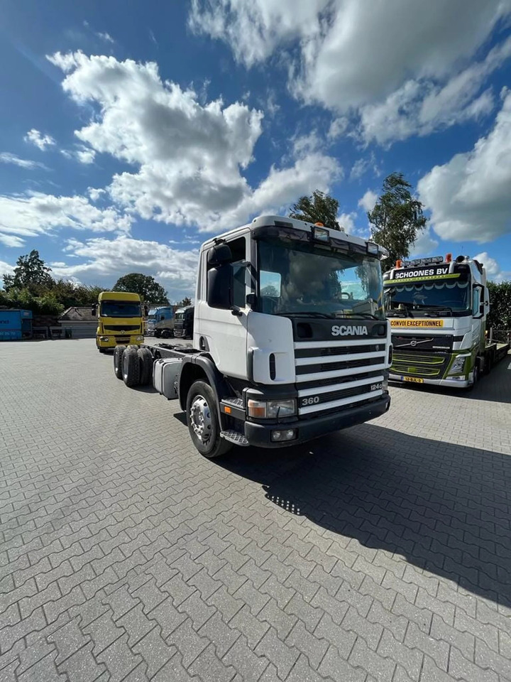 Scania Scania P124 360 1998 6x4 - Tractor unit: picture 1 Scania Scania P124 360 1998 6x4 - Tractor unit: picture 1