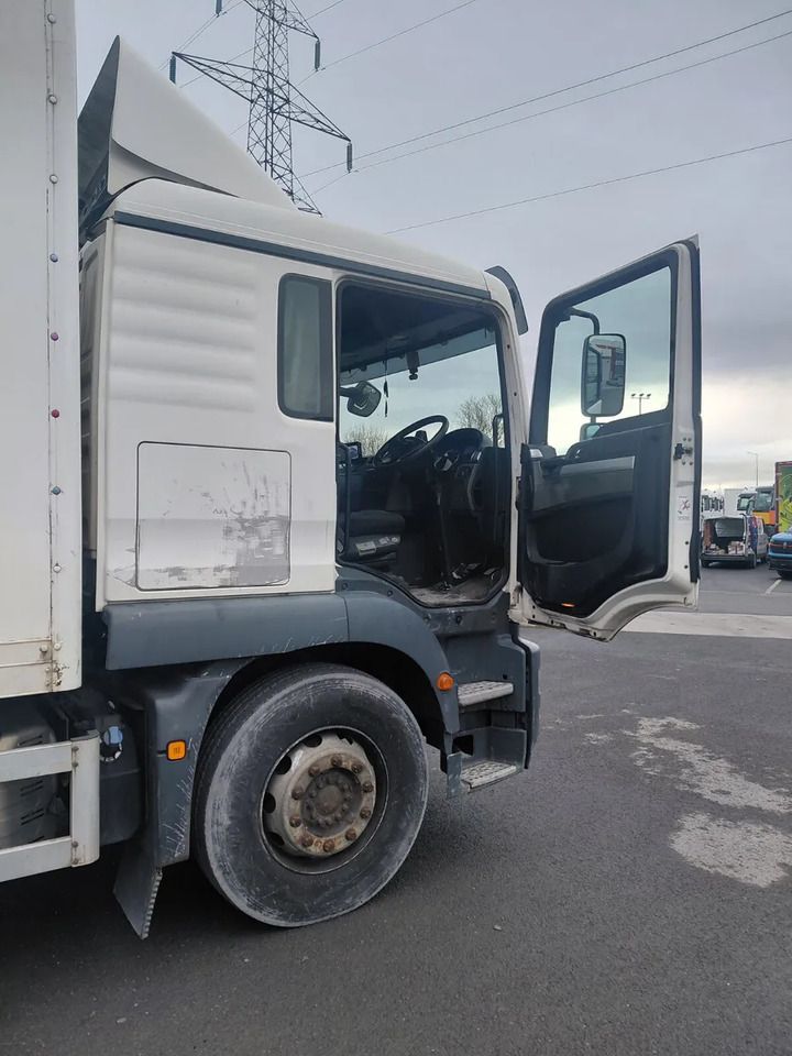 2016 Fitzgeralds MAN 18T 4×2 - Box truck: picture 2 2016 Fitzgeralds MAN 18T 4×2 - Box truck: picture 2