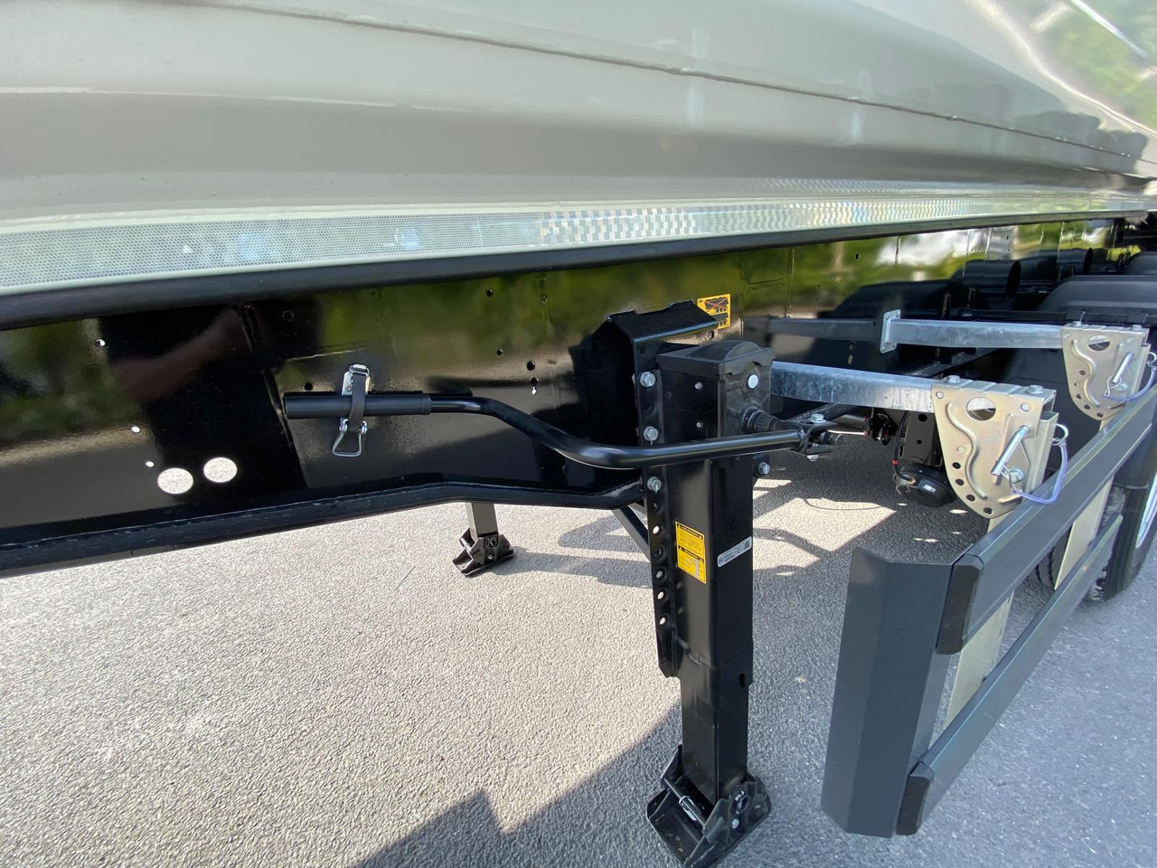 Tipper semi-trailer Meiller – Long Wheel Base Tipping Trailer: picture 9