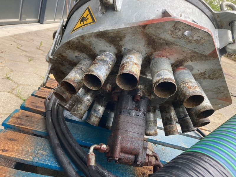 Duport S 1650 - Tractor mounted sprayer: picture 4 Duport S 1650 - Tractor mounted sprayer: picture 4