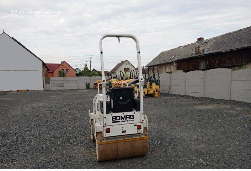 Bomag BW 100 AD1-2 - Mini road roller - Roller: picture 4 Bomag BW 100 AD1-2 - Mini road roller - Roller: picture 4