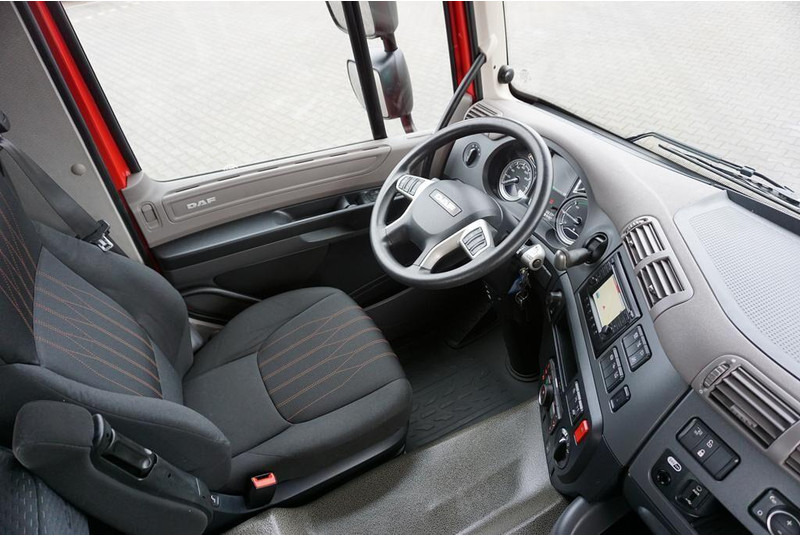 Dropside/ Flatbed truck DAF CF / 410 / ACC / E 6 / SKRZYNIOWY + NAJAZDY / DŁ. 8,5 M / OŚ SKR: picture 13 Dropside/ Flatbed truck DAF CF / 410 / ACC / E 6 / SKRZYNIOWY + NAJAZDY / DŁ. 8,5 M / OŚ SKR: picture 13