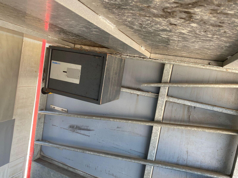 Box truck DAF LF 45.180 Pritsche + Plane: picture 13 Box truck DAF LF 45.180 Pritsche + Plane: picture 13