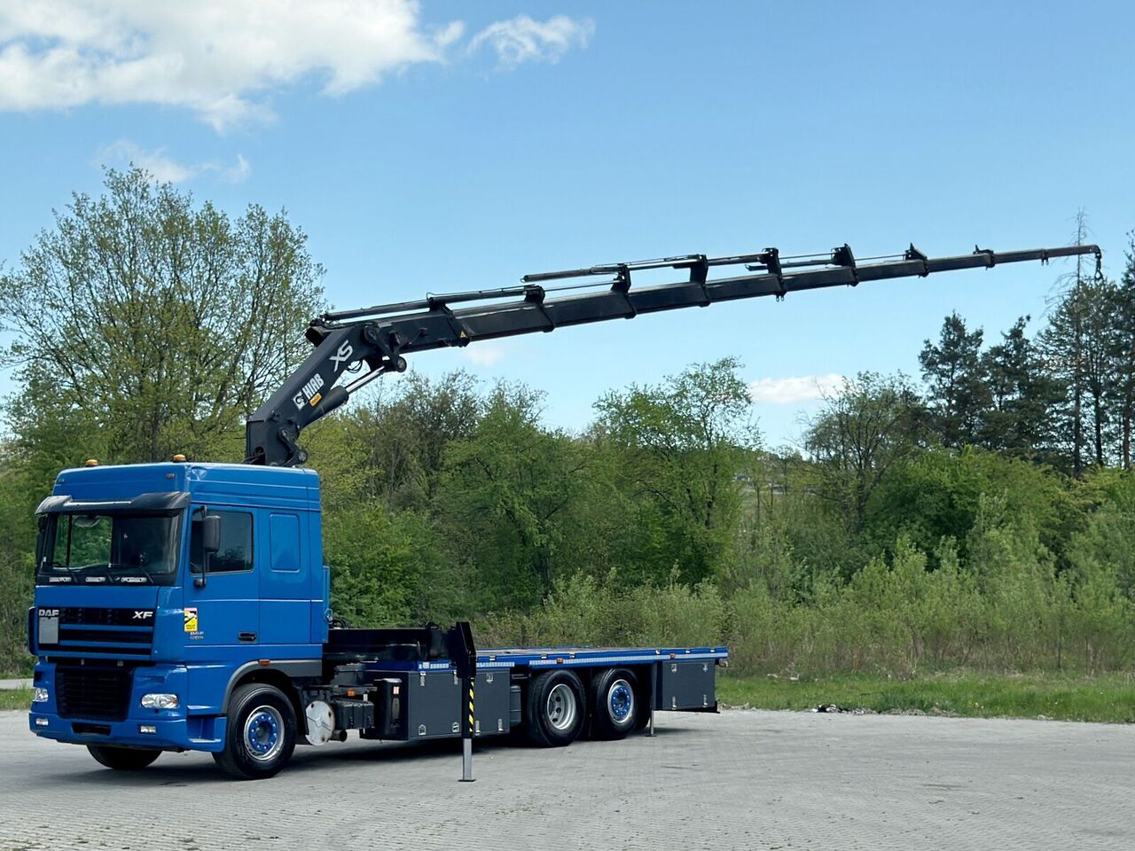 DAF XF 95.480 - Dropside/ Flatbed truck, Crane truck: picture 2 DAF XF 95.480 - Dropside/ Flatbed truck, Crane truck: picture 2
