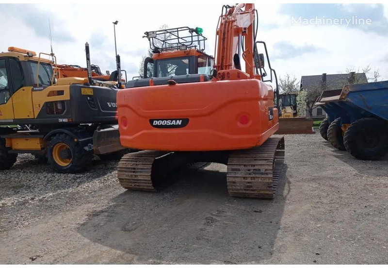Doosan DX 140 LC-3 Crawler excavator - Crawler excavator: picture 3 Doosan DX 140 LC-3 Crawler excavator - Crawler excavator: picture 3