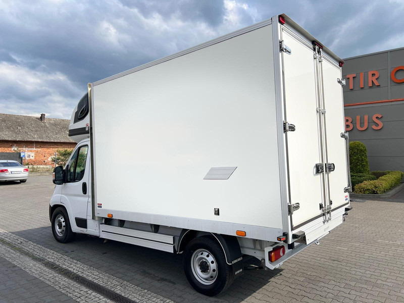 Fiat Ducato REFRIGERATOR CONTAINER BED WEBASTO - Refrigerated van: picture 2 Fiat Ducato REFRIGERATOR CONTAINER BED WEBASTO - Refrigerated van: picture 2