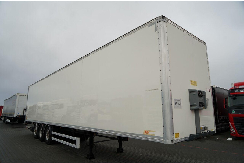 Fruehauf KONTENER / KOFFER / ROLETA / WINDA DOHALLNDIA / OŚ PODOSZONA / S - Closed box semi-trailer: picture 2 Fruehauf KONTENER / KOFFER / ROLETA / WINDA DOHALLNDIA / OŚ PODOSZONA / S - Closed box semi-trailer: picture 2