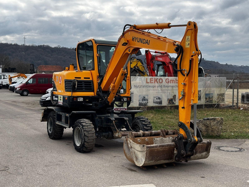Hyundai Robex 55W-9A - Wheel excavator: picture 1 Hyundai Robex 55W-9A - Wheel excavator: picture 1