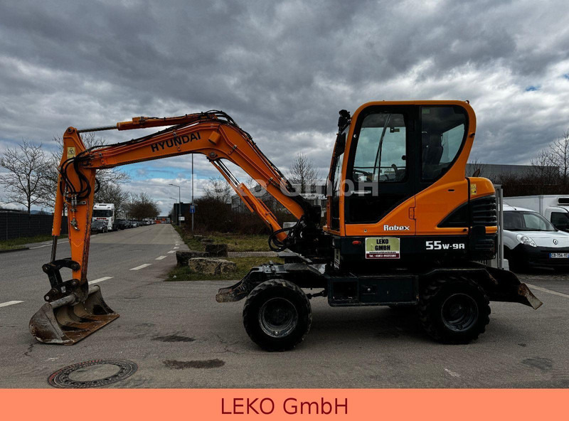 Hyundai Robex 55W-9A Mit Drei Löffeln - Wheel excavator: picture 4 Hyundai Robex 55W-9A Mit Drei Löffeln - Wheel excavator: picture 4