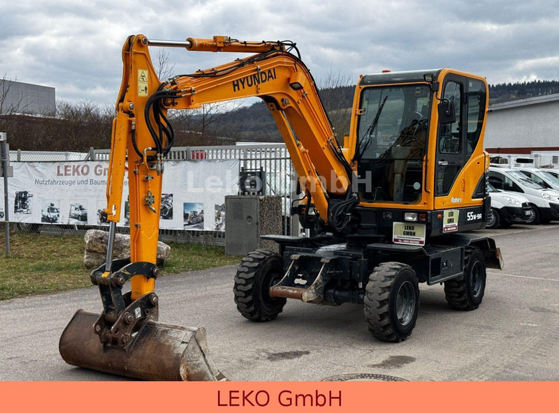 Hyundai Robex 55W-9A Mit Drei Löffeln - Wheel excavator: picture 3 Hyundai Robex 55W-9A Mit Drei Löffeln - Wheel excavator: picture 3