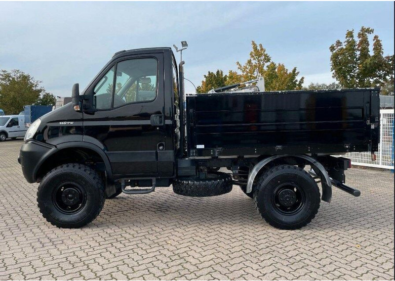 Iveco 35S17 W 4x4 Flatbed - Flatbed van: picture 4 Iveco 35S17 W 4x4 Flatbed - Flatbed van: picture 4