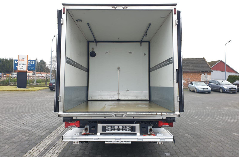 Refrigerator truck Iveco DAILY 60C15 60-150 TWO-CHAMBER REFRIGERATOR CONTAINER ISOTHERM F: picture 8