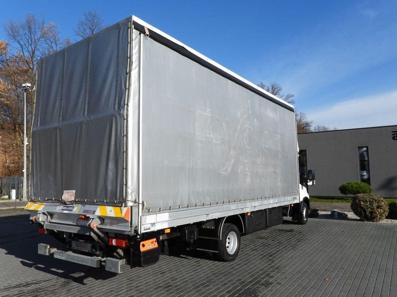 Iveco DAILY 70C18 PLANDEKA WINDA 16 PALET WEBASTO TEMPOMAT NAWIGACJA L - Curtain side van: picture 3 Iveco DAILY 70C18 PLANDEKA WINDA 16 PALET WEBASTO TEMPOMAT NAWIGACJA L - Curtain side van: picture 3