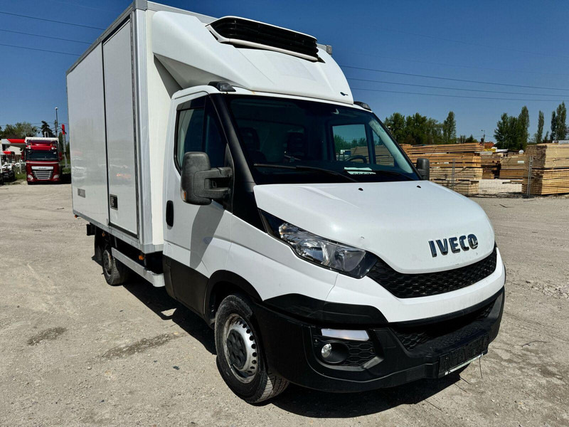 Iveco Daily 35-130 S - CARRIER XARIOS 350 Frigo - Refrigerated van: picture 1 Iveco Daily 35-130 S - CARRIER XARIOS 350 Frigo - Refrigerated van: picture 1