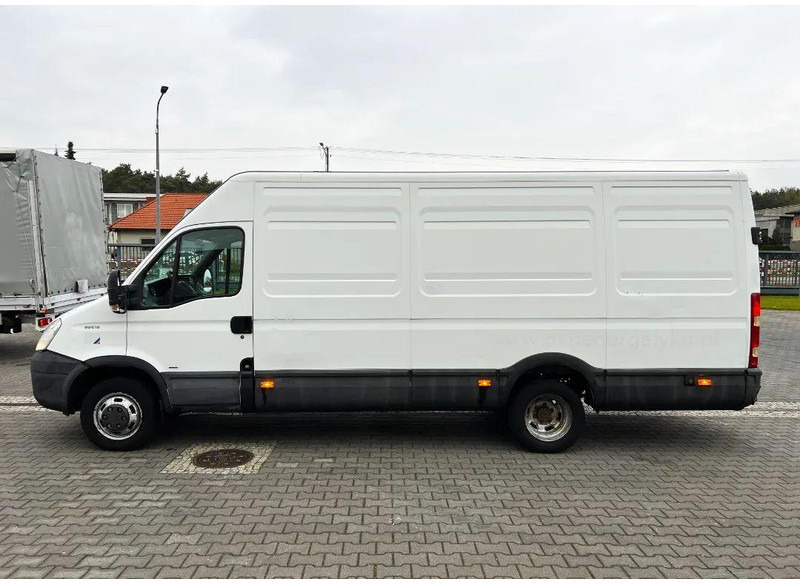 Iveco Daily 35C15 Furgon L4H2 Brygadówka 6-seater Doka Dubel Cabin - Box van: picture 3 Iveco Daily 35C15 Furgon L4H2 Brygadówka 6-seater Doka Dubel Cabin - Box van: picture 3