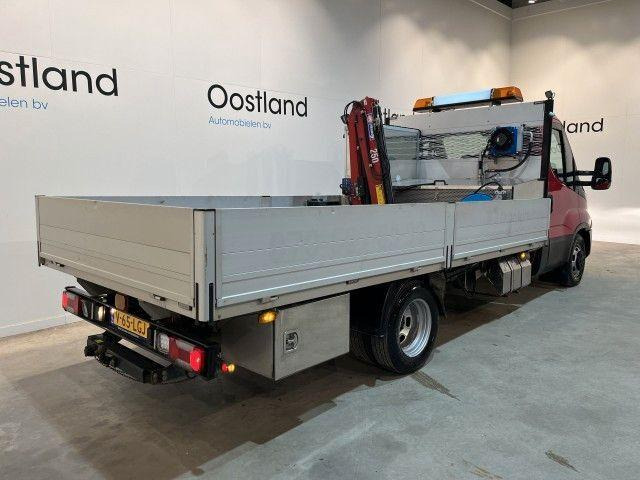 Iveco Daily 35C16 Flatbed + Crane HMF 252 T2 - Flatbed van: picture 4 Iveco Daily 35C16 Flatbed + Crane HMF 252 T2 - Flatbed van: picture 4