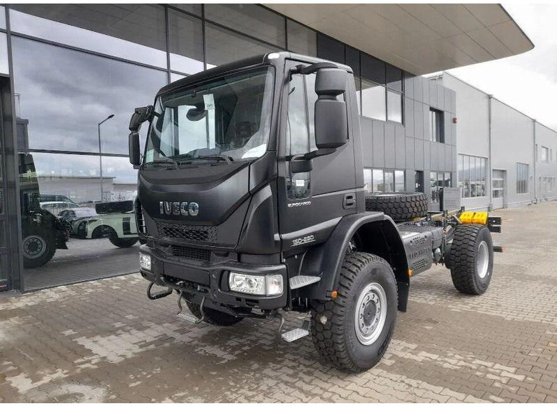 Iveco EuroCargo ML150E28WS - Cab chassis truck: picture 1 Iveco EuroCargo ML150E28WS - Cab chassis truck: picture 1