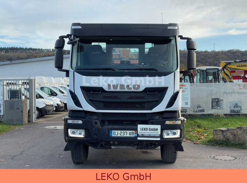 Iveco Trakker 450 Mit Kran( Palfinger PK 22002 .EH) - Dropside/ Flatbed truck, Crane truck: picture 3 Iveco Trakker 450 Mit Kran( Palfinger PK 22002 .EH) - Dropside/ Flatbed truck, Crane truck: picture 3