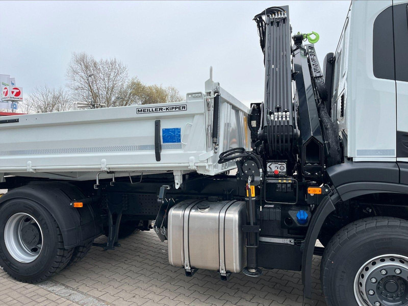 Iveco X-WAY AD200X36/P HR OFF 3 way tipper - Tipper, Crane truck: picture 5 Iveco X-WAY AD200X36/P HR OFF 3 way tipper - Tipper, Crane truck: picture 5