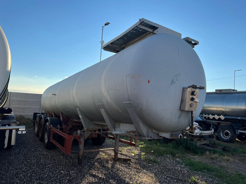 Kaiser FEM-KER - Tank semi-trailer: picture 2 Kaiser FEM-KER - Tank semi-trailer: picture 2